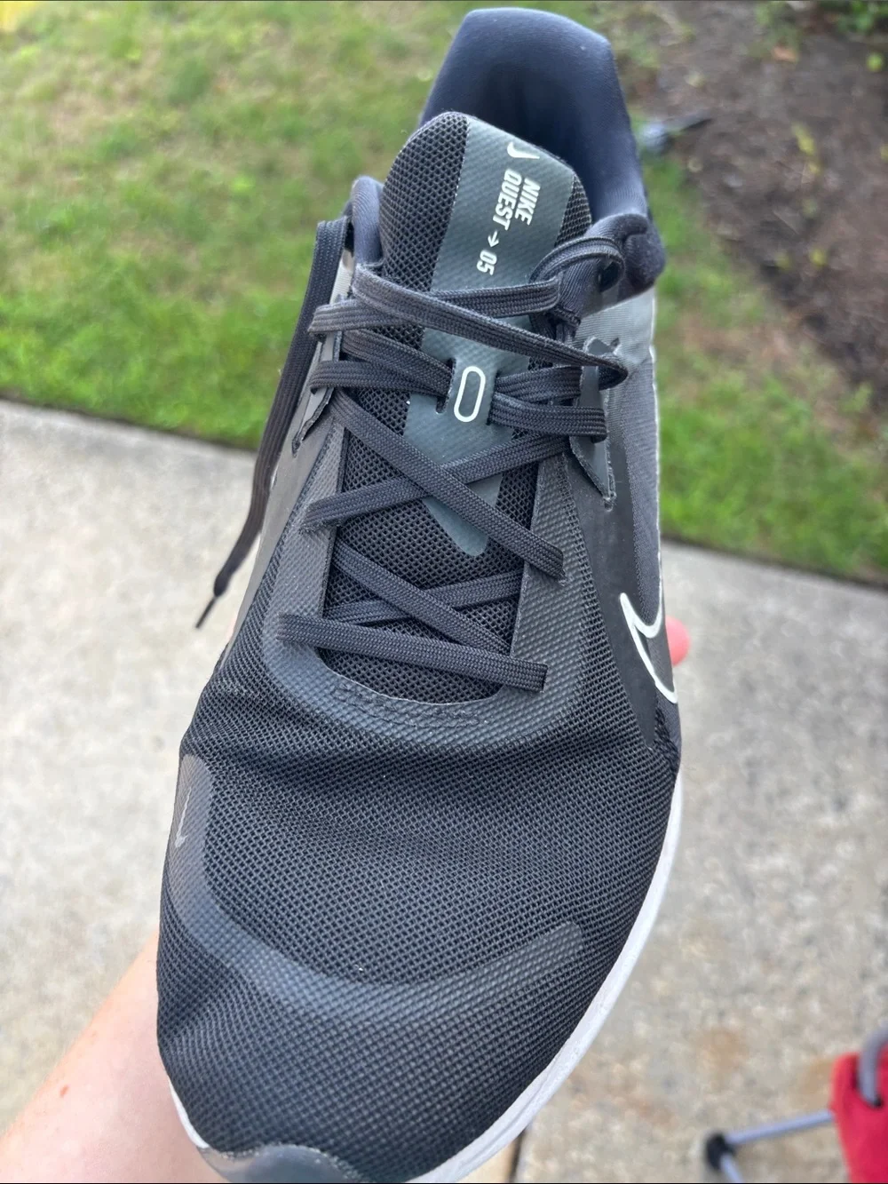 Nike Men’s Black and White Athletic Running Shoes